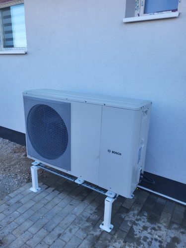 Bosch Compress 2000 monoblokk hőszivattyú 12.Kw.