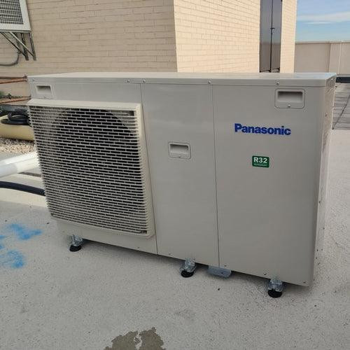 Panasonic Aquarea High Performance monoblokk hőszivattyú 9 kW.